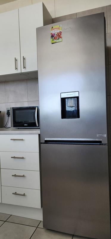 2 Bedroom Property for Sale in Goodwood Central Western Cape